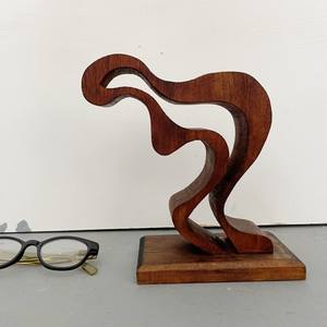 Ornements de maison artistiques sculpture abstraite en bois statues de table modernes statue d'art en bois sculptures artisanales - Product Image 2