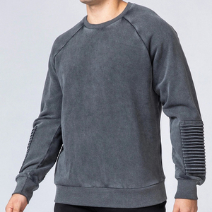 Vente en gros Sweat-shirt vintage à col ras du cou confortable et coupe ample pour hommes de grande taille avec motif imprimé - Product Image 4