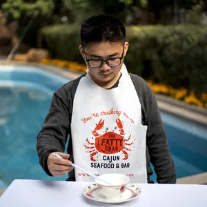 Celemek Restoran Cetak Logo Kustom Grosir Bib Plastik PE Sekali Pakai Dewasa dengan Lobster