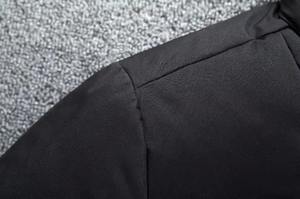 Veste à bulles avec logo personnalisé, sweat à capuche matelassé d'hiver, fourrure chaude, tissu intérieur doux disponible dans des couleurs sombres, style décontracté - Product Image 3