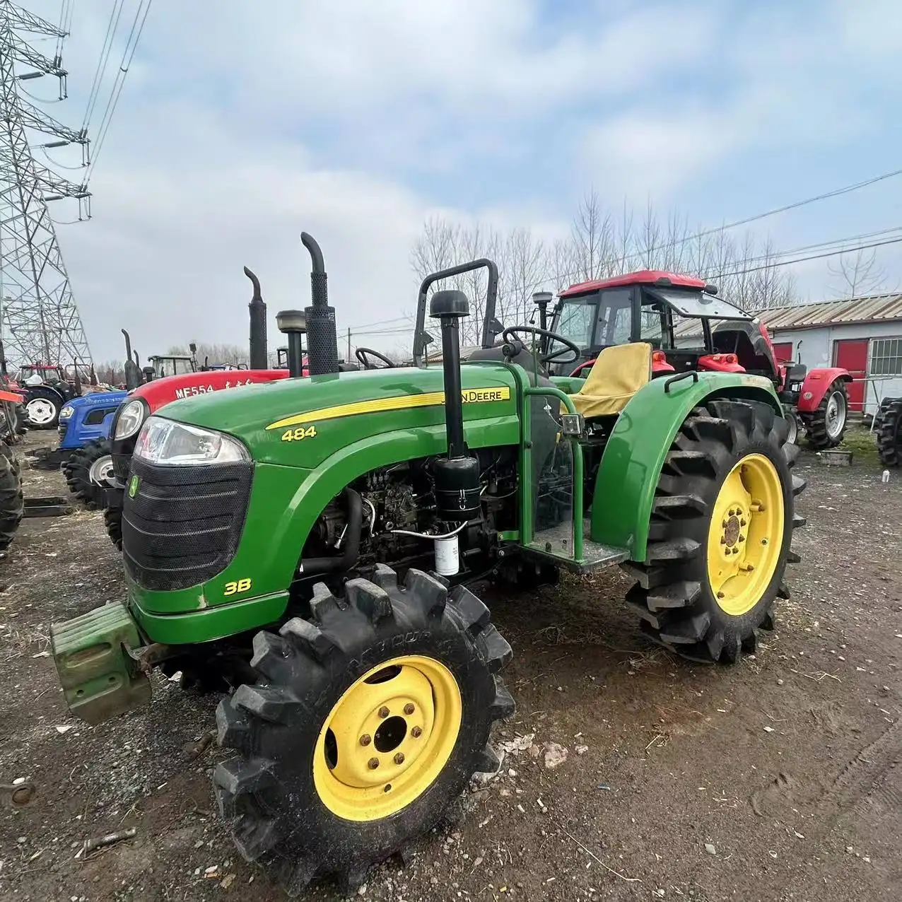 Ucuz fiyat JOHNN DEERE 4wd 48hp mini çiftlik kullanılan traktörler güçlü ikinci el traktörler satılık