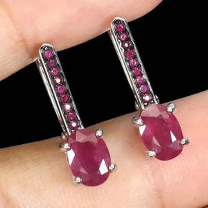 Pendientes de Plata de Ley 925 de Calidad AAA+ con Rubí Ovalado de 7x5mm, Corte Diamante, Joyería con Piedras Preciosas Cus-Jew109 - Product Image 2