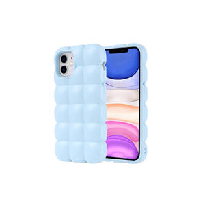 NETzy เคสซิลิโคนยืดหยุ่นมันวาวสีขาวพรีเมี่ยมสำหรับ iPhone 11 XR-SAFA รุ่นดอมป้องกันลายนิ้วมือ - Product Image 2