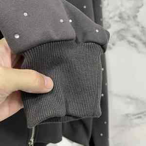 Survêtement en strass pour hommes à séchage rapide nouveauté vêtements d'hiver chauds de qualité supérieure survêtement respirant en coton avec logo personnalisé pour hommes - Product Image 4
