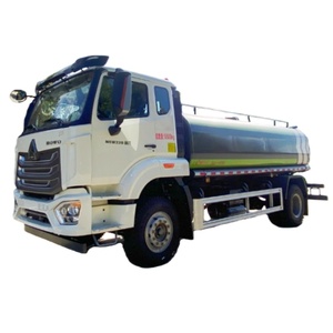 Nouveau camion citerne à eau SINOTRUK HOWO 4*2 avec enrouleur de tuyau d'arrosage de jardin, réservoir d'arrosage de 14000L pour le nettoyage des routes - Product Image 1