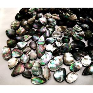 เปลือกหอยมุกอะบาโลนสีรุ้งธรรมชาติ รูปทรงและขนาดต่างๆ ขัดเงา สำหรับทำเครื่องประดับ ขายส่ง อัญมณีแบบหลวม - Product Image 2