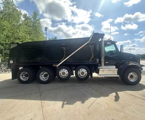 Camions bennes d'occasion Peterbilt 567 Paccar 510HP automatiques, très propres et abordables, modèles 2024, 2023, 2022 - Product Image 2