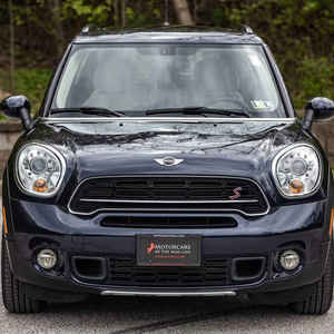 มินิ คูเปอร์ เอส คันทรีแมน ALL4 ปี 2024 พวงมาลัยซ้าย เบาะหนัง กล้องมองหลัง เกียร์ธรรมดา 6 สปีด ขับเคลื่อนสี่ล้อ ผู้เดียวใช้ ไม่ได้ดัดแปลง ไม่มีราคาต่ำสุด - Product Image 3