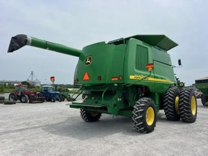 Máquina agrícola usada John For Deeree Combines 9660 STS Cosechadora a la venta - Product Image 4