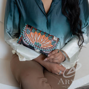 เคสหนังวัวแกะสลักเคสโทรศัพท์กระเป๋าคลัทช์ใส่บัตรแบบมือกระเป๋าสตางค์แบบตะวันตกที่ทันสมัย - Product Image 2