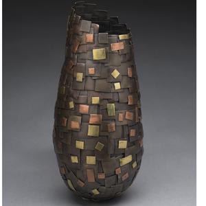 Vase décoratif moderne en métal |   Vase à fleurs en laiton design pour salon, hôtel et décoration intérieure - Product Image 6