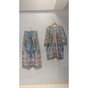 ชุดเสื้อผ้าแฟชั่น FUSION Digital Coords รุ่น SL00247 ชุด 2 ชิ้น เสื้อชีฟองลายดอกไม้ แขนสามส่วน ระบายอากาศได้ดี สำหรับผู้หญิง ฤดูใบไม้ผลิ/ฤดูร้อน ราคา - Product Image 1