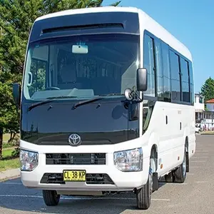 2021 oldukça kullanılan güvenilir araçlar arabalar 2022 2023 2024 minibüs ve otobüs Toyota Coaster 25 koltuklar 4x4 Diesel dizel