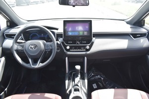 ใหม่/มือสอง ปี 2025 สำหรับ Corolla Cross ดีเซล 4x4 เกียร์ออโต้ หลังคาซันรูฟ เบาะหนังสีเข้ม 6 ที่นั่ง 25001-50000 ไมล์ กล้องมองหลัง 360 องศา - Product Image 6