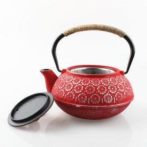 กาน้ำชาเหล็กหล่อญี่ปุ่นโบราณ 600 มล. เคลือบเอนาเมลด้านใน ใช้กับเตาได้ กาต้มน้ำชาแบบขายส่ง พร้อมที่กรองใบชา - Product Image 2