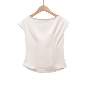 Chemisier en satin drapé sans manches à col en V pour <span class=keywords><strong>femme</strong></span>, modèle 2026, avec taille définie, OEM/ODM par une usine de vêtements chinoise, chemises vintage - Product Image 4