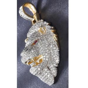 Pendentif en diamant Moissanite fantaisie en argent sterling 925 de style Hip Hop avec tête de lion et yeux de rubis pour tenue de fête - Product Image 4