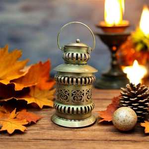 Lanternes rustiques en bois et fer noir - Product Image 5