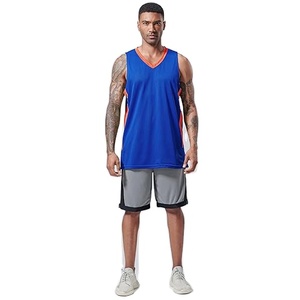 2025 nouvelles hommes sport formation Polyester maille basket-ball ensembles courts uniforme pour la vente en gros personnalisé - Product Image 6