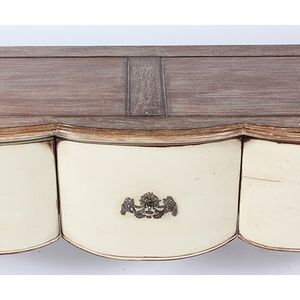 Mesa de Comedor Número de Serie 2123 Hecha de Madera de Caoba con Acabado Impecable, Simple y Económica - Product Image 3