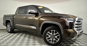 (W&T) PROMO Ventes 2022 TOYOTAs TUNDRA HYBRID 4X4 CREWMAX 1794 EDITION PICK-UP VOITURE D'OCCASION - Product Image 2