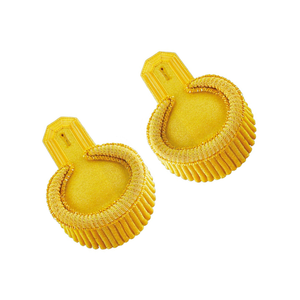 Hombreras Ceremoniales Hechas a Mano para Desfile, con Luna Dorada, Flecos Espirales Pesados, Cuero, Algodón, Poliéster, Color Rojo Dorado - Product Image 3