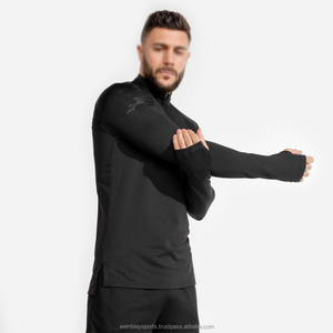 T-shirt de gym coupe ajustée pour hommes, manches courtes, respirant, fitness, coton imprimé personnalisé, col rond, tissu tricoté formel - Product Image 1
