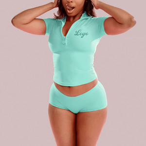 Ensemble t-shirt de fitness et short de yoga à demi-fermeture éclair personnalisés Ensembles de vêtements d'entraînement pour femmes décorés avec un col montant en dentelle - Product Image 3