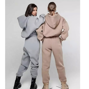 Personalizado Parejas Deportes Invierno Blanco Jogger Unisex Tech Fleece Chándal Liso Sudadera con capucha 2 piezas Fleece Mujeres Algodón Liso Sweatsuit - Product Image 3