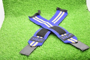 สายรัดนิ้วหัวแม่มือแบบนีโอพรีนสำหรับยกน้ำหนัก ฟิตเนส ครอสเทรนนิ่ง  แบบยืดหยุ่น บุนุ่ม กันลื่น น้ำหนักเบา - Product Image 2