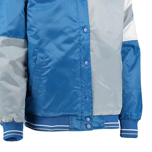 เสื้อแจ็คเก็ตผ้าแคนวาสซาตินแบบวาร์ซิตี้ ปักลายตามสั่ง กันน้ำ ใส่สบายสำหรับฤดูหนาว ดีไซน์ทันสมัย ไซส์ใหญ่ ผลิตจากโพลีเอสเตอร์ 100% สำหรับผู้ชาย ราคาโรงงาน - Product Image 5