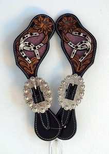 Sangles d'éperons courbées et usinées en cuir peint à la main de qualité supérieure de l'exportateur indien - Product Image 4