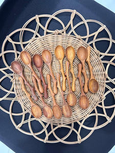 Cuillère en bois artisanale de qualité supérieure pour la cuisine, les outils de cuisson et les marchés de gros, pour la cuisson quotidienne et les commandes en gros - Product Image 6