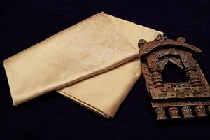 Fournisseur en vrac de saris en soie Designer Lichi FashionHarbour Premium Collection pour revendeurs et boutiques - Product Image 4