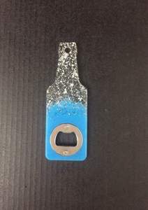 Abrebotellas de resina Premium hecho a mano con atractivo diseño artístico perfecto para regalos de ocasiones especiales y fines decorativos - Product Image 2