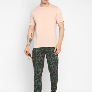 Camiseta de hombre de la mejor calidad, hecha a medida con nuevo estilo, microfibra transpirable, 100% algodón, Color liso, excelente para el uso diario - Product Image 3