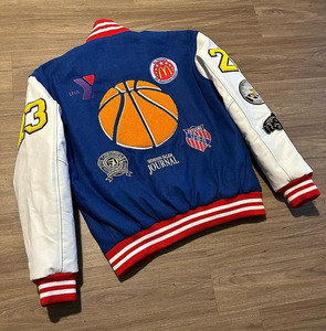 Veste de baseball universitaire pour homme en chenille lourde 100% coton personnalisée avec lettrage brodé en laine - Product Image 4