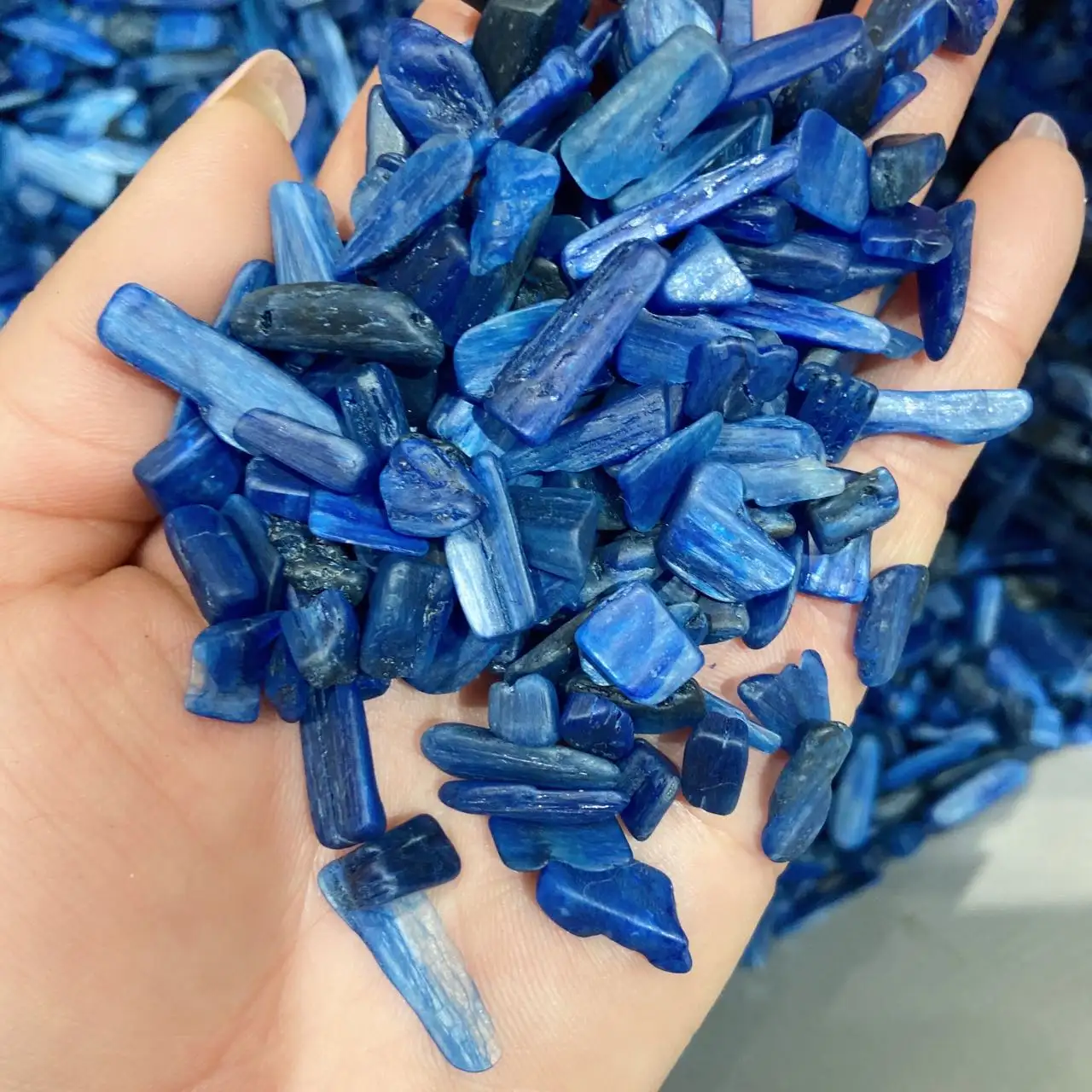 Nhà Máy Giá Chất lượng cao tái chế HDPE trống màu xanh phế liệu/mảnh/HDPE trống regrind