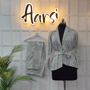 Costume élégant monochrome de luxe en rayonne tissée avec fermeture à la taille élastique pour le printemps et l'été - Product Image 1