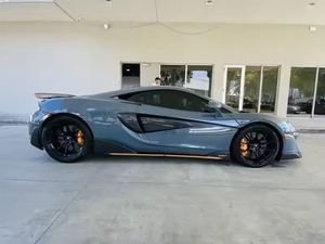 Venta Urgente, Mercedes-Benz Clase G 2024, SUV 600LT, Coupé de 2 Puertas, Volante a la Izquierda, Asientos de Cuero, Interior Oscuro, Cámara Trasera - Product Image 5