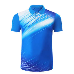 T-shirt de performance pour homme, imprimé numérique dégradé aérodynamique, en tissu jersey athlétique respirant et anti-humidité, à manches courtes - Product Image 1