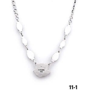 Collier artisanal en turquoise et argent sterling Golden Hills du sud-ouest pour les occasions spéciales - Product Image 4
