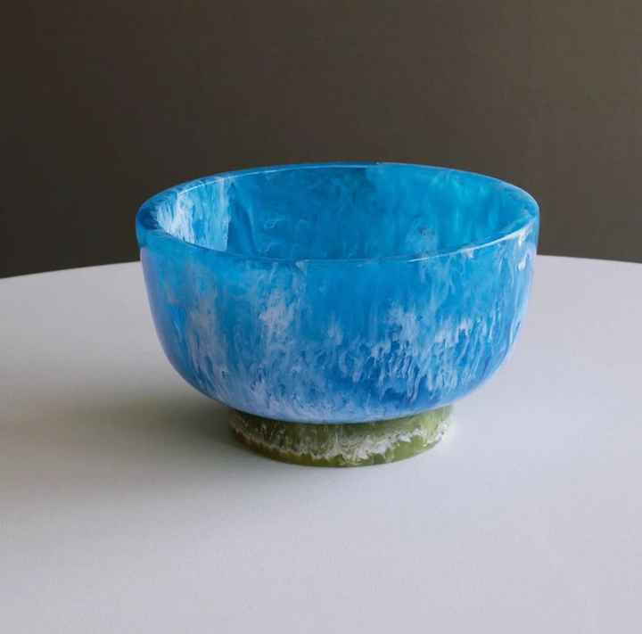 Best Quality Full Resin Bowl with Base Customizable Colorful Handmade Design Disposable for Chocolate Candy Sweets Jewelry