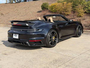 Porsche 911 Turbo 2024 d'occasion en excellent état - Product Image 2