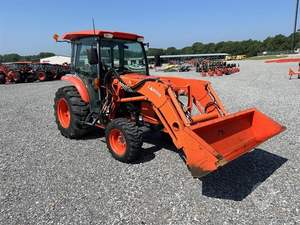 Tractor Kubota L4760 2013, 49-99 HP, Cargador Frontal, Retroexcavadora, Motor Diésel de 4 Cilindros, 4x4, Carga Nominal de 8 Toneladas, Mejor Precio en el Reino Unido - Product Image 2
