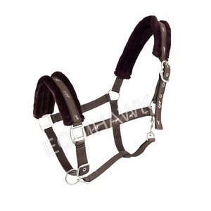 Cabestro de caballo de propileno polivinílico ligero con cinta de piel de visón y accesorio de hierro Material de nailon estilo sillín inglés acolchado - Product Image 1