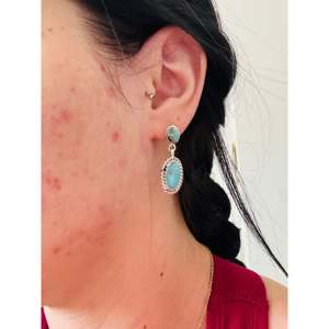 Pendientes Colgantes de Turquesa Navajo Kingman y Plata de Ley con Forma de Gota de Agua y Baño de Oro, Joyería de Perlas Doradas - Product Image 2
