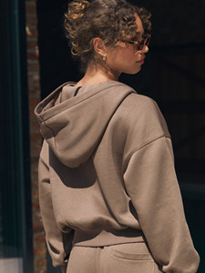 Sweat à capuche surdimensionné pour femme personnalisé, 100% coton molletonné, épaules tombantes, fermeture éclair, sweat à capuche OEM ODM - Product Image 3