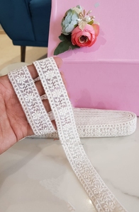 Cintas bordadas a máquina personalizadas, encajes en varios diseños y color dorado para vestidos de boda en scalaping work - Product Image 5