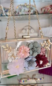 Bolso de mano de resina de alta calidad y lujo hecho a mano, monedero de diseñador personalizable ecológico con diseño decorativo al mejor precio - Product Image 3